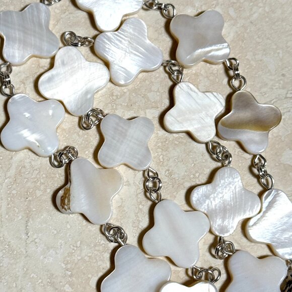 White Mother of Pearl Clover Beaded Short Necklace +Cat Person Paw Print Pendant - Picture 8 of 13